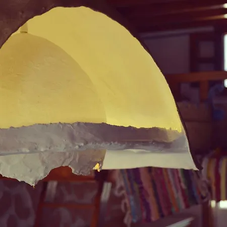 Bright & Relaxing Loft With Attic In The Heart Of Mykonos Apartmán *