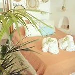 Bright & Relaxing Loft With Attic In The Heart Of Mykonos *