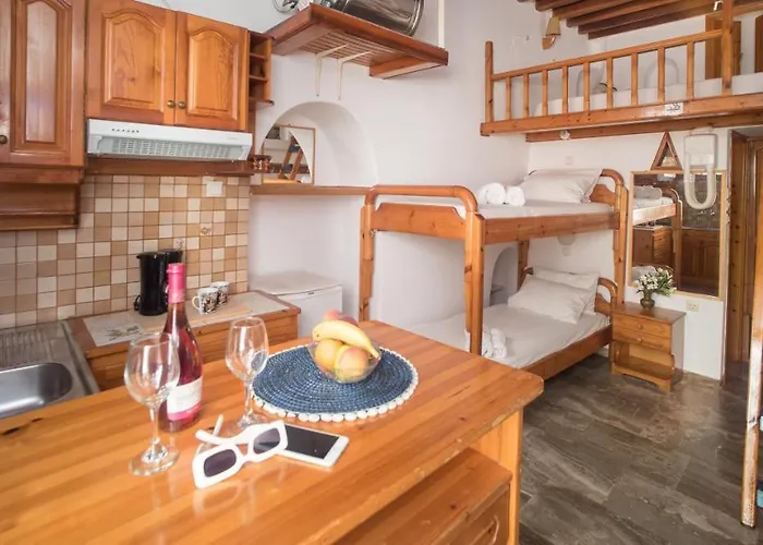 Bright & Relaxing Loft With Attic In The Heart Of Mykonos